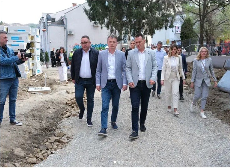 Посета министра Дарка Глишића